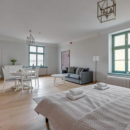 Historical Townhouse By Blue Mandarin * Gdańsk