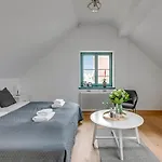 아파트 Historical Townhouse By Blue Mandarin